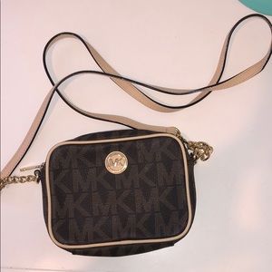 Michael Kors Crossbody Bag